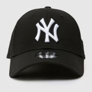 New Era black & white kids essential 9forty cap